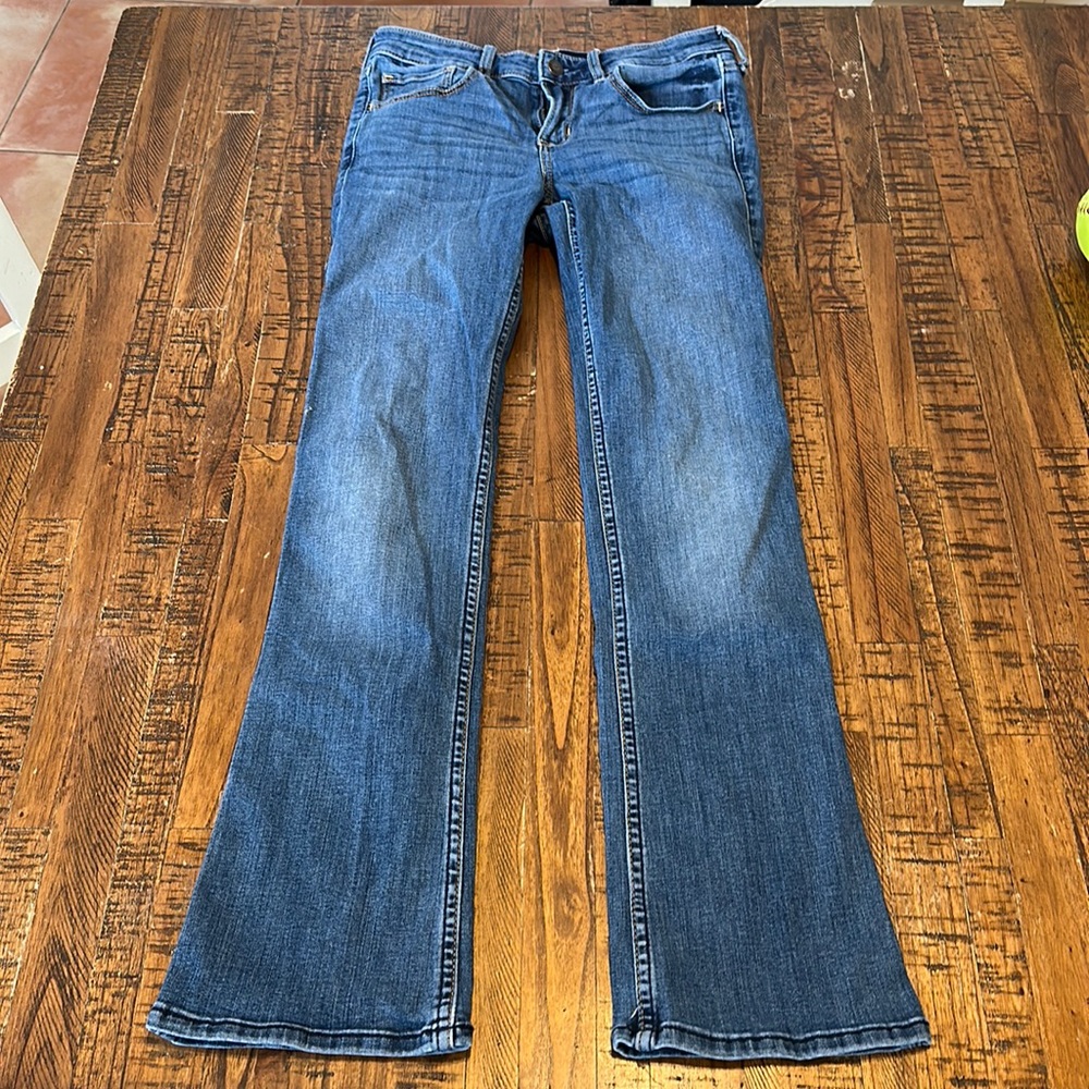 Hollister size 3s jeans in very good shape